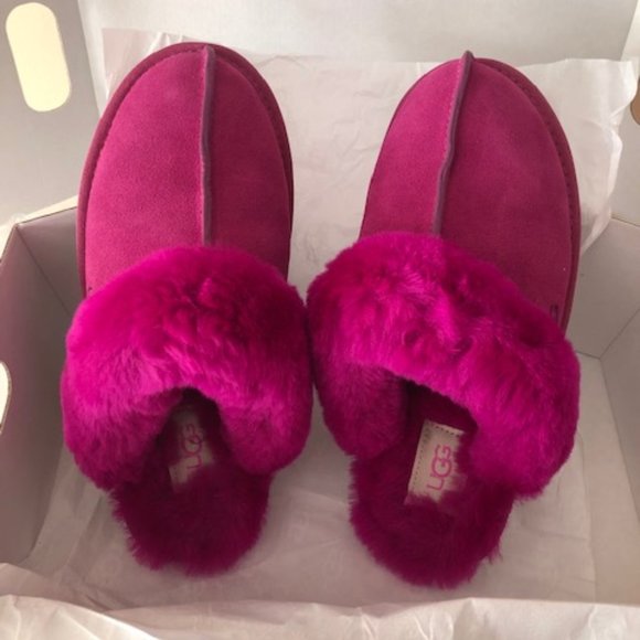 UGG Shoes - UGG Scuffette II genuine shearling suede Slipper. Waterproof. NWT. Size: 7, 8